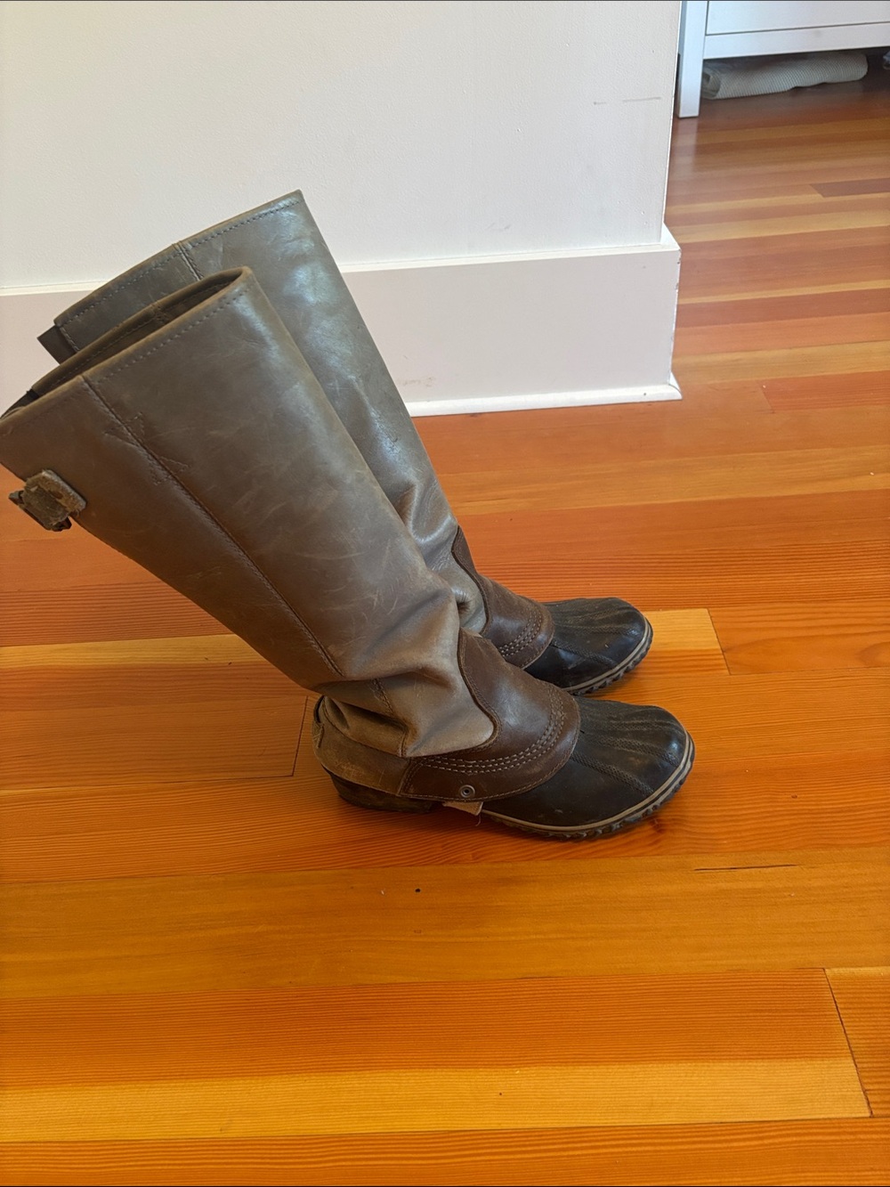 Sorel Women’s Two-Tone Slim pack Tall  Boots